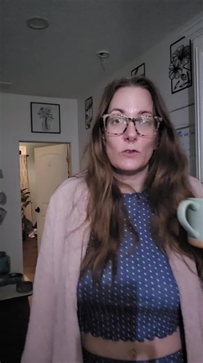 I am the worst at procrastinating. I think it's because I work well under pressure. #todolist #goodmorning #lifewithamanda #procrastination