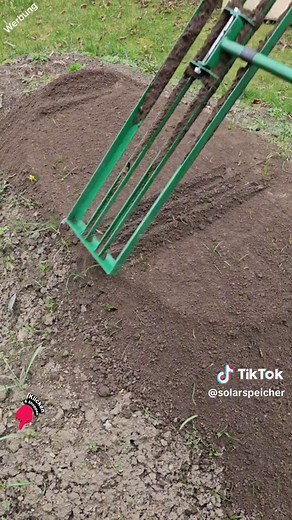 Anzeige #VEVOR #Rasennivellierharke 48 für den #Gartenrasen zum Begradigen für Mutterboden Sand