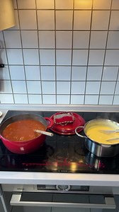 11K views · 47 reactions |  BENİM GİBİ MAKARNA SEVERLER BUNA BAYILACAKSINIZ; MACN CHEESE PEYNİRLİ MAKARNA TARİFİ https://youtu.be/iiKm79np1Vw BOLONES SOSU KONSERVELIK HAZIRLADIM CALISAN VE OKUYAN COCUKLARINIZ ICIN FIKIR OLSUN NurmutfagiNurGüL https://youtu.be/iQ_TdDgSS_U | Nur Mutfagi | Facebook