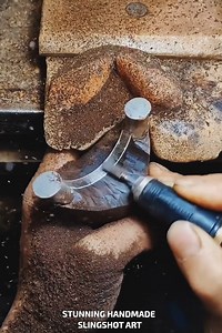 Stunning Handmade Slingshot Art #CreativeCrafts #WoodworkingArt #HandmadeSkills | Fatafatnews