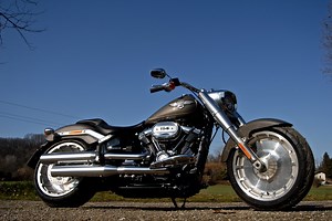 Harley-Davidson Fat Boy 114 MY2018: a leap into the future, but tradition is safe [ROAD TEST VIDEO]