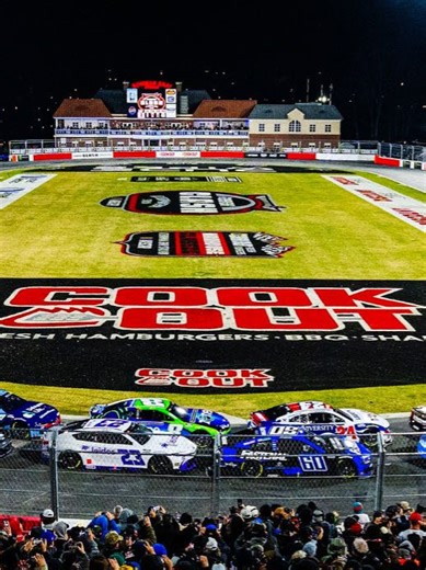 The Cold Reality of Race Prep: Moving Cars in the Snow #nascar #cookoutclash #motorsport #fyp #motorsports