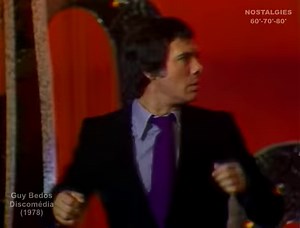 70's... "Discomédia"... Le disco est à son apogée et s'immisce dans le répertoire des humoristes. Une pensée pour Guy Bedos qui nous a quittés il y a un an aujourd'hui... #GuyBedos 📀 DVD "LE MEILLEUR DE GUY BEDOS" disponible ici : 👉 https://amzn.to/3yHXjbY (Amazon) 👉 https://bit.ly/3fUmUWE (Fnac) | Nostalgies 60'-70'-80'