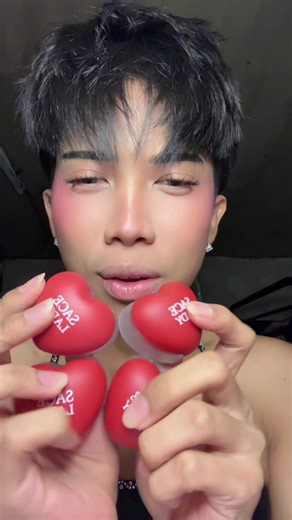 Explore Sace Lady's Lip Pudding Cream & Orange Lipstick
