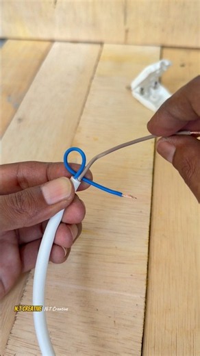 Smart Hack to Connect Wire to Plug!