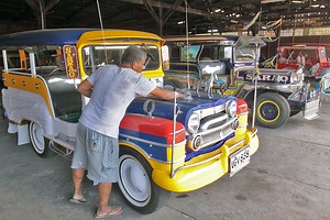 DOTr says PUV modernization does not seek to erase iconic jeepney