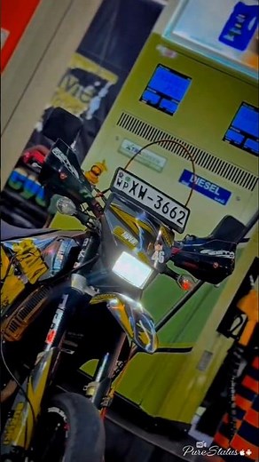 SUZUKI DRZ 400 SM: BLACK & YELLOW PERFECTION! 💛🖤 #DRZ 400SM #SUPERMOTO #MODIFIEDBIKE #YOUTUBESHORTS