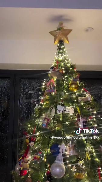 Our Disney tree 🤍#foryou #chrismtas #disney