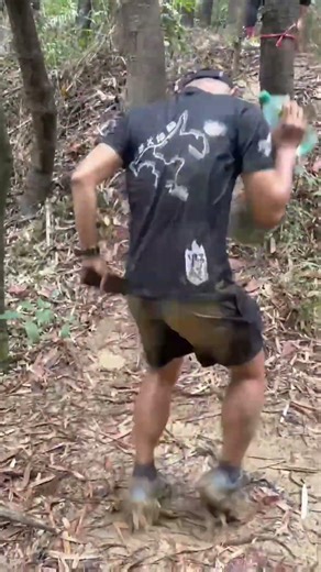 劉的滑來了👻大跳泥巴舞20260405野南黑森林玩泥巴抓泥鰍😁