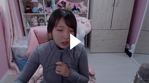 velvet_7 - Twitch WeirdChamp