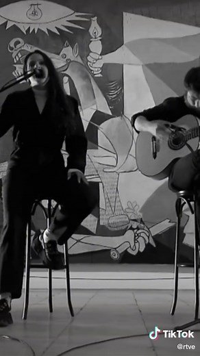 Rosalia Flamenco Song 'Catalina' Full Lyrics