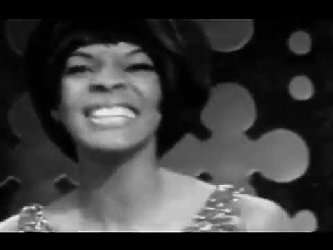 Dancing In The Street - Martha and the Vandellas - 1964 - Music Video