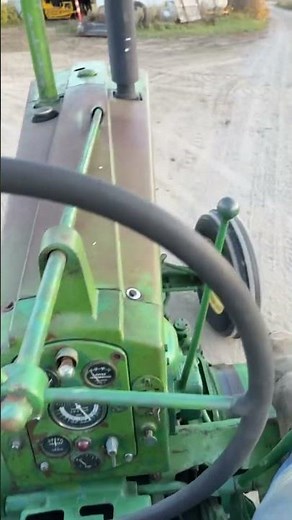 John Deere 720 diesel standard
