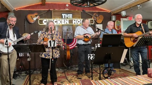 Joyful Noise Bluegrass Singing “Come Morning” | The Gospel Chicken House