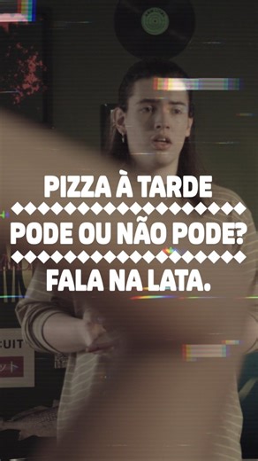 1.9K views · 22 comments | Amassarias uma pizza às 4 da tarde? Conta aí pra gente. Com Pringles® Sabor Pizza sempre é hora de dar um POP. | Pringles | Facebook