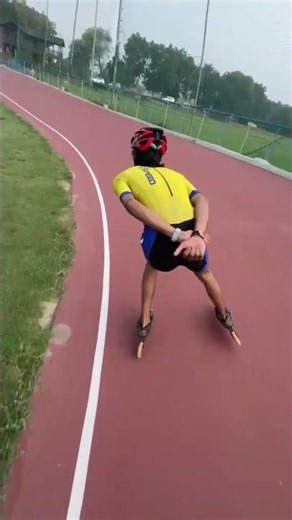 inline speed skating practice track #olympicsport #skating #skatingchannel #roadskating #skater #fyp