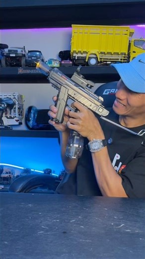 New electric water gun pump, LED sensor light, battery charger