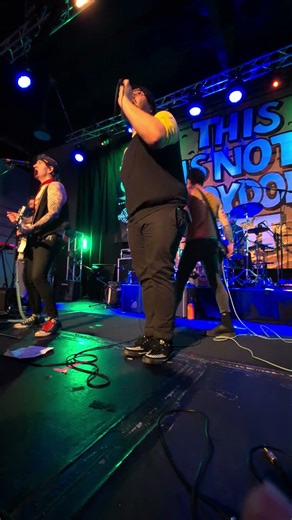 Steppin' Razor Blades - Breakneck Speed #ska #TINC7