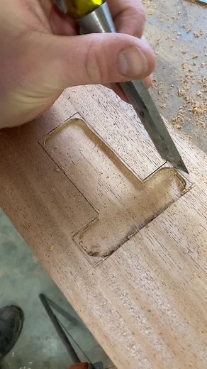 Woodworking Techniques: Epoxy Resin Crafting Guide