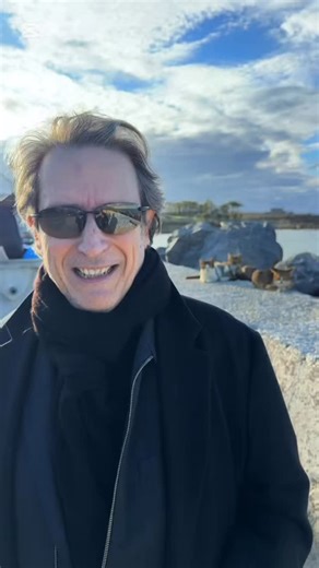 Marc-Édouard Nabe on Instagram: "Marc-Édouard Nabe n’est pas convaincu par les derniers rebondissements de l’affaire Émile… Tous les aspects psychologiques, temporels et topographiques qui, réellement étudiés, permettraient de ne pas dire n’importe quoi sur le meurtre non prouvé du petit garçon, sont à chaque fois occultés par les journalistes et les « spécialistes ». Seul un écrivain lucide comme un aigle peut y voir plus clair… #affaireemile #emile #hautvernet"