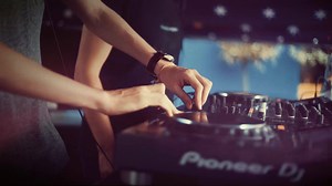 Aux yeux des filles... Ton air filou 😺❤️ | MEOW