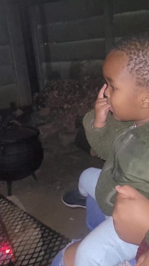 teachers please stop swearing our kids at school 🙏🏽