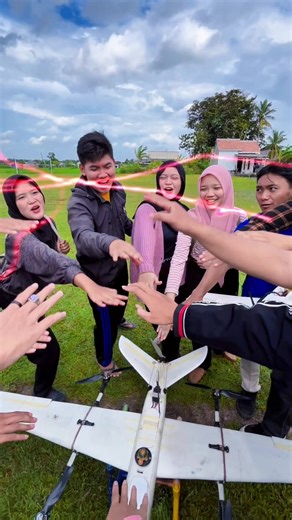 Ngebut buat anterin pesanan kamuu… Racing Vtol Plane 2026 #vtol #krti2026 #uav #mapping