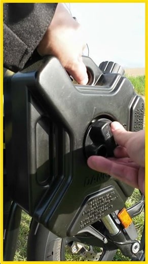 🏍️ Crash bar protection for under €30? (A brilliant gadget!) #motorcycle #shorts