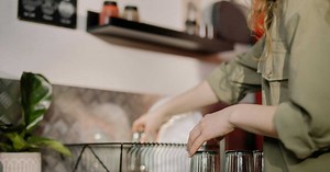 Voici les astuces efficaces pour nettoyer un four sans effort