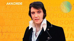 "Elvis Presley hat seine Frau Priscilla betrogen, bis seine Mätressen praktisch erschöpft waren. Dennoch blieb sie die einzige große Liebe, die der "King of Rock" in seinem ganzen kurzen Leben hatte. Das erklärt diese ungewöhnlichen Fotos, die gemacht wurden, als sie gerade das Gericht verließen, nachdem sie die Scheidungspapiere unterschrieben hatten. Keiner konnte es glauben..." Die Liebesgeschichte zwischen Elvis und Priscilla Presley ist weit davon entfernt, ein Märchen zu sein. Doch auch we