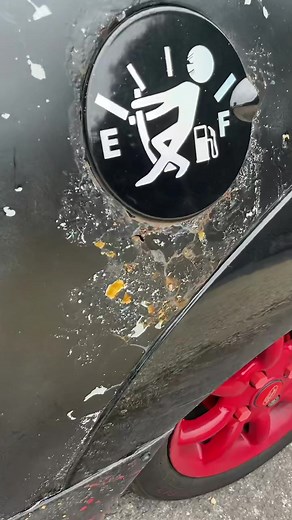 Little rust transformation 👌🏻🥰 #rust #fordka #rusty #repairpanel #welded #bodywork #stickerbomb