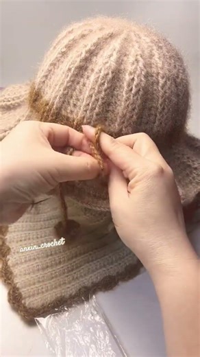 Crochet bucket hat tutorial #crochet #crochetpatterns #crochethat #handmade #diynstitch #diyproject