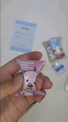 따니네만들기 보고 만들었어요📦 미니택배박스 잔망루피 포카 스퀴시 ‪@ddanycrafts‬