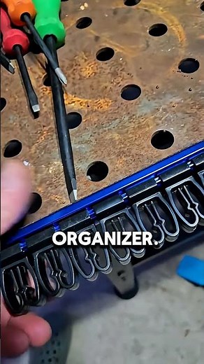 How to Keep All Your Screwdrivers Perfectly Organized! ‪@B2CBUILDTV‬