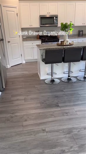 Efficient Kitchen Drawer Organization Tips