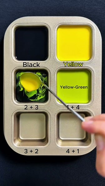 A strange color transformation. Black + Yellow #asmr #mix #colormixing #colors #mixing #relaxing