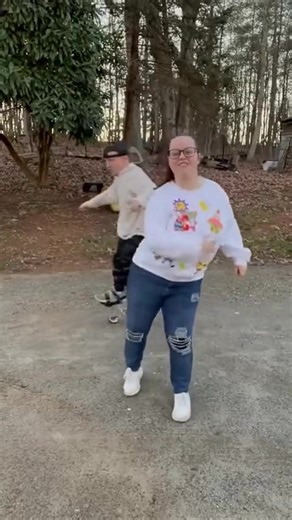 Baby Got Back Tutorial #smallestspark #contentcreator #foryoupage #reelsviral #comedy #fyp #reel #ViralMoments #funny #support | Smallest Spark