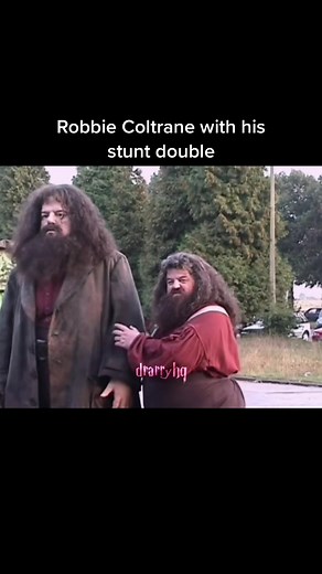How They Made Hagrid Look So Tall in Harry Potter | Robbie Coltrane Revealed