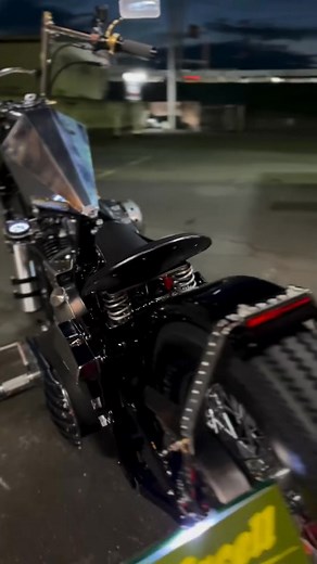 rocks a razor-sharp coffin tank #fblifestyle 😎🦾 | Chopper King
