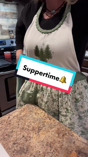 Grandma Ruby's Simple Country Cookin' Recipe | Beef Hash