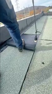 Rapid Asphalt Shingle Installation: Fast Roofing with a Pneumatic Coil Nailer