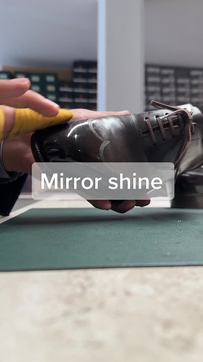 Full send 🫡 #shoeshine #tiktoksg #fypsg🇸🇬 #singaporetiktok #