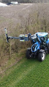 GreenTec offers professional equipment for trimming trees and hedges 🌳✂️ #greentec #hedgetrimmer #cutterbar #hedgecutting #tractor #loader #excavator | GreenTec