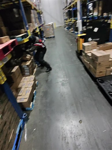 FOLLOW ME! Another day of training! LETS GET IT! 💯 💪 🔥 💰 #foryoupage #fyp #grind #productivity #work