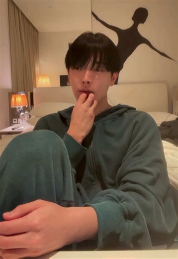 🐿️ Hongjoong live 23.02.26 #hongjoong #ateez #toktoq | hongjoong