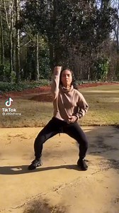chilli from TLC is 50 years old and still moves like she’s 20 🙌🏾