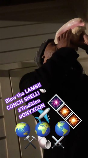 CONCH SHELL HORN tradition! #ONYXCON #ARTlife #WorldWide #HappyNewYear #2026 #Shorts #Art #Vibration