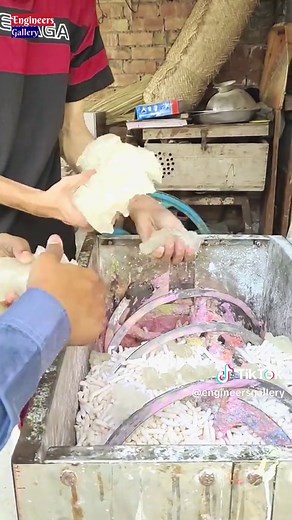 How Does Soap Factory Work | Small Business #soapbusiness #smallbusiness #businessathome #business #soap #soapcutting #engineersgallery #foryoupage #smallindustry #soapmachinery #soapmaking #handmadesoaps #homemade