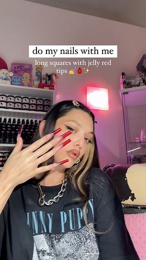 𝘕 𝘖 𝘖 𝘋 𝘓 𝘌 _ 𝘠 𝘌 𝘚 𝘚 on Instagram: "ur fav red jelly SIREN 🚨 ft: in Noodle Yess Col. 1 by @vbeautypure (code: NOODLE10) - want to adopt all ✨18✨ of my jellies?? • Noodle Yess collection 1 ❤️ • Noodle Yess collection 2 💙 • Crystal Gel collection 🩷"