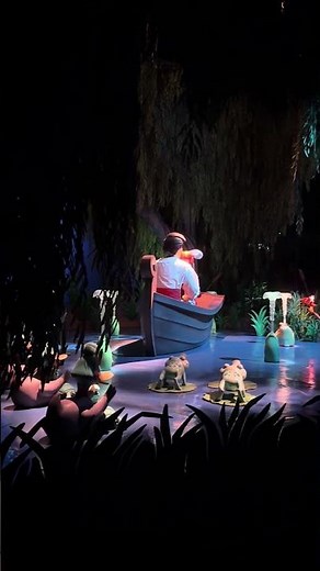 Little Mermaid Ride - Kiss The Girl Scene